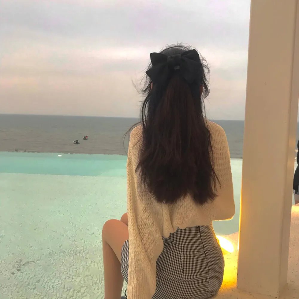 女孩闺房